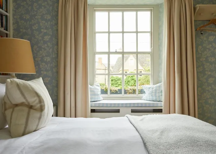 Hotels in Kingham, Gloucestershire: Where to Stay in this Charming Village