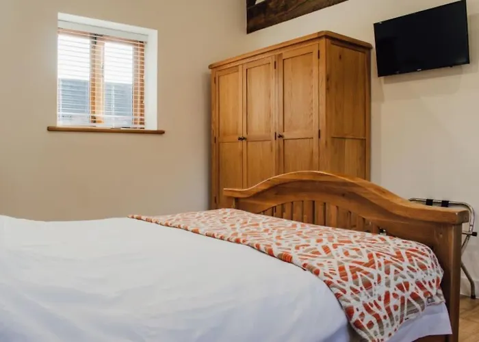 Top Hotels in Stourbridge UK for Every Traveler
